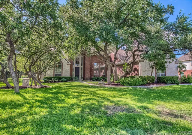 Photo 4 of Sale Pending at 414 Texas Point, San Antonio, TX 78260 | MLS# 1881986 | Listing updated on 2026-03-31