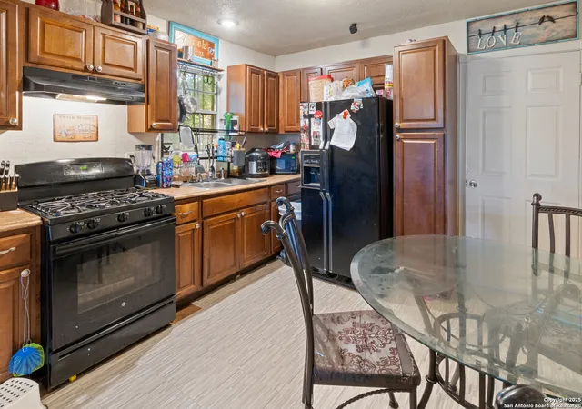 Photo 3 of Single family home for sale at 2939 Ruiz, San Antonio, TX 78228 | MLS# 1882001 | Listing updated on 2025-09-09
