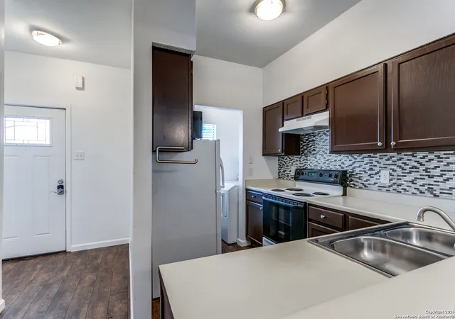 Photo 3 of Sale Pending at 12273 Apricot Dr, San Antonio, TX 78247 | MLS# 1882131 | Listing updated on 2025-09-29