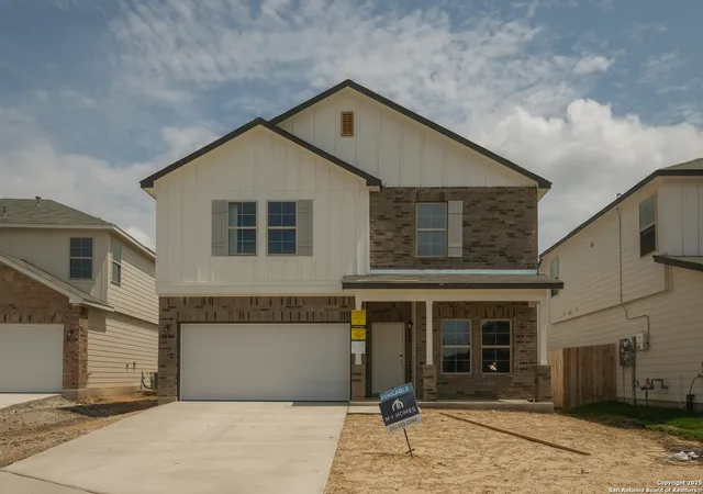 Photo 2 of Sale Pending at 5106 Halite Valley, San Antonio, TX 78222 | MLS# 1882144 | Listing updated on 2025-09-22