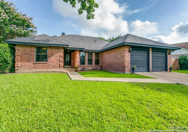 Photo 1 of Single family home for sale at 16819 Summer Creek, San Antonio, TX 78248 | MLS# 1882150 | Listing updated on 2025-07-30