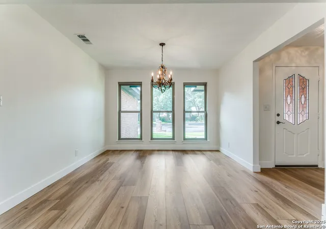 Photo 2 of Single family home for sale at 16819 Summer Creek, San Antonio, TX 78248 | MLS# 1882150 | Listing updated on 2025-07-30