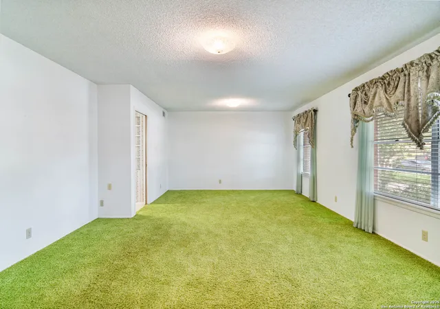 Photo 4 of Single family home for sale at 4706 Debbie Dr, San Antonio, TX 78222 | MLS# 1882154 | Listing updated on 2026-08-08