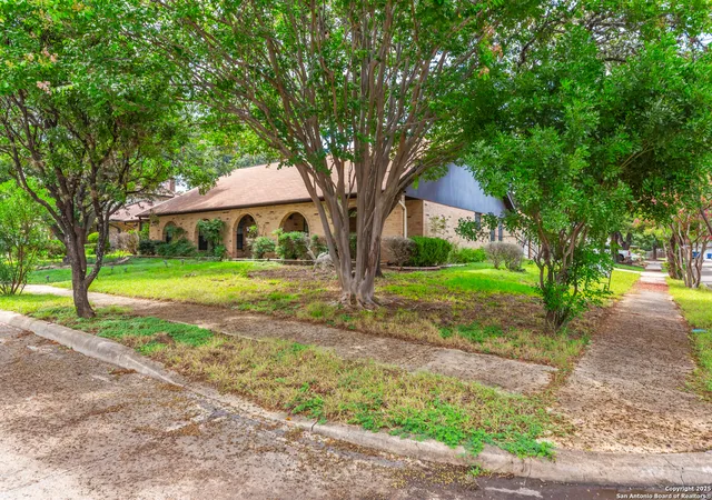 Photo 1 of Sale Pending at 8902 Hetherington, San Antonio, TX 78240 | MLS# 1882197 | Listing updated on 2025-09-25