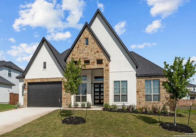 Photo 3 of Sale Pending at 523 Corwin Springs, Cibolo, TX 78108 | MLS# 1882249 | Listing updated on 2025-12-01