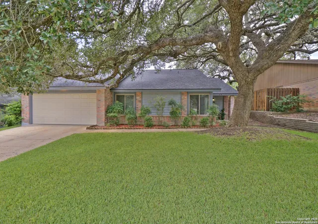 Photo 1 of Sale Pending at 16535 Fox Knl, San Antonio, TX 78247 | MLS# 1882255 | Listing updated on 2025-10-17