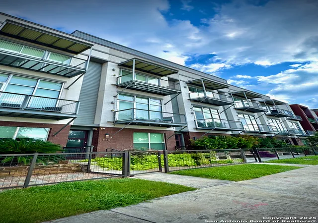 1st image of 1140 E Quincy #1140, San Antonio, TX 78212 | MLS# 1882353