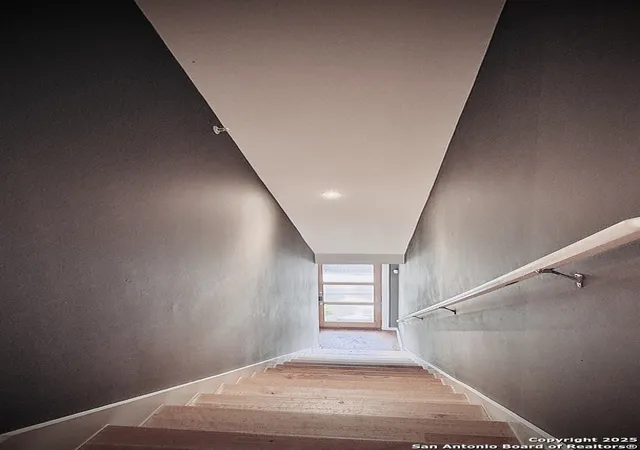4th image of 1140 E Quincy #1140, San Antonio, TX 78212 | MLS# 1882353
