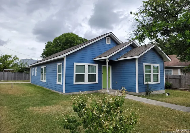 Photo 3 of Single family home for sale at 3402 W Salinas, San Antonio, TX 78207 | MLS# 1882376 | Listing updated on 2025-11-11