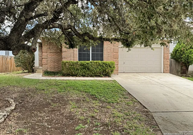 Photo 2 of Sale Pending at 1222 Bobcat Pass, San Antonio, TX 78251 | MLS# 1882423 | Listing updated on 2025-10-22
