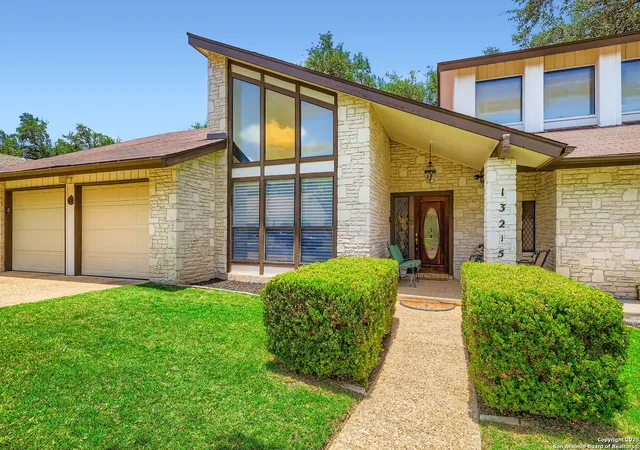 Photo 3 of Sale Pending at 13215 Hunters Spring St, San Antonio, TX 78230 | MLS# 1882498 | Listing updated on 2026-03-31
