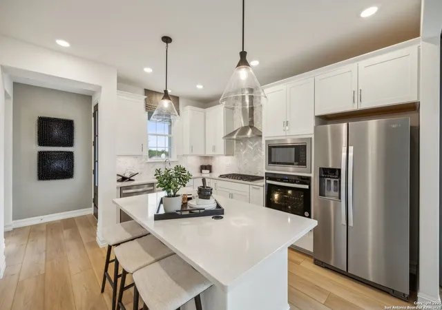Photo 3 of Sale Pending at 2089 Pinyon Dr, New Braunfels, TX 78132 | MLS# 1882588 | Listing updated on 2026-04-07