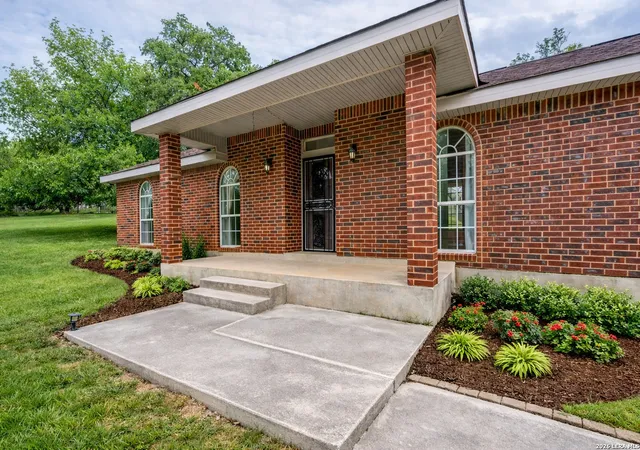 1st image of 1026 Eagle Creek, Floresville, TX 78114 | MLS# 1882663