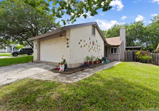 Photo 3 of Single family home for sale at 8415 Clear Meadow, Converse, TX 78109 | MLS# 1882677 | Listing updated on 2025-11-12