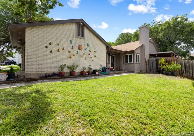 Photo 3 of Single family home for sale at 8415 Clear Meadow, Converse, TX 78109 | MLS# 1882677 | Listing updated on 2025-11-12