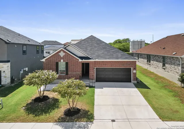 Photo 1 of Single family home for sale at 220 Shadow Terrace, Universal City, TX 78148 | MLS# 1882739 | Listing updated on 2025-11-08