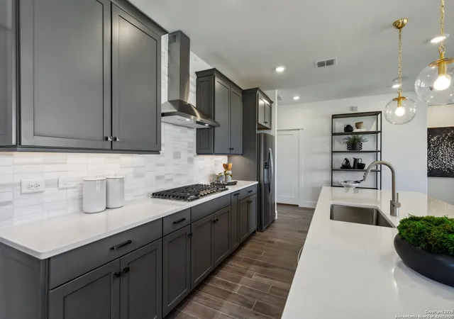 Photo 3 of Single family home for sale at 2151 Pinyon Dr, New Braunfels, TX 78132 | MLS# 1882746 | Listing updated on 2025-10-06