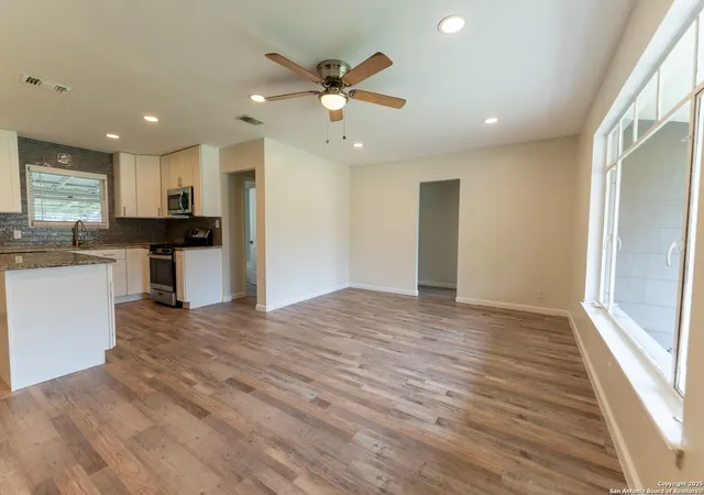 Photo 3 of Sale Pending at 643 Edgebrook, San Antonio, TX 78213 | MLS# 1882754 | Listing updated on 2025-11-05