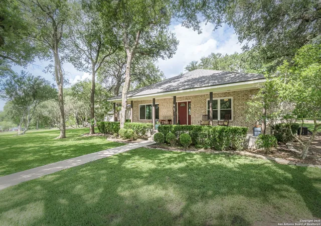 2nd image of 4104 Oak, San Marcos, TX 78666 | MLS# 1882755