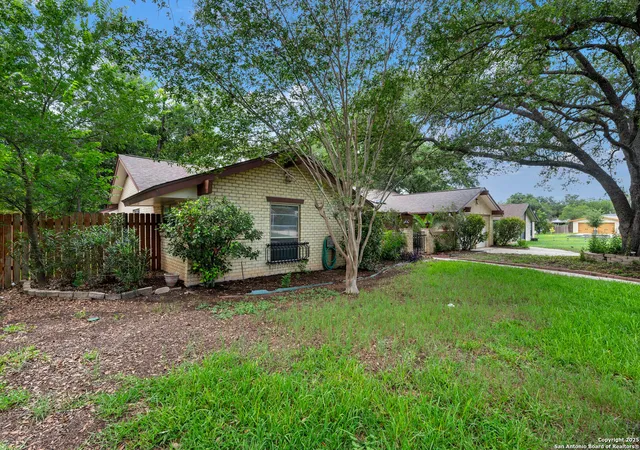 Photo 3 of Single family home for sale at 5645 Parkcrest, Windcrest, TX 78239 | MLS# 1882834 | Listing updated on 2025-09-16