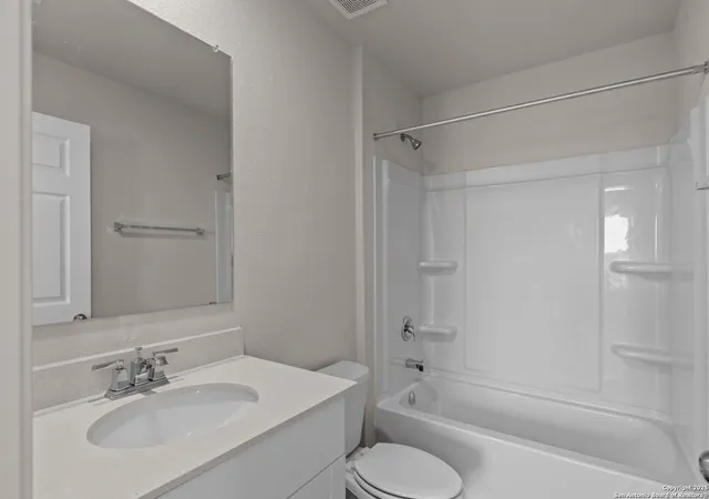 Photo 2 of Sale Pending at 8219 Hamrick Circle, San Antonio, TX 78252 | MLS# 1882870 | Listing updated on 2025-11-03