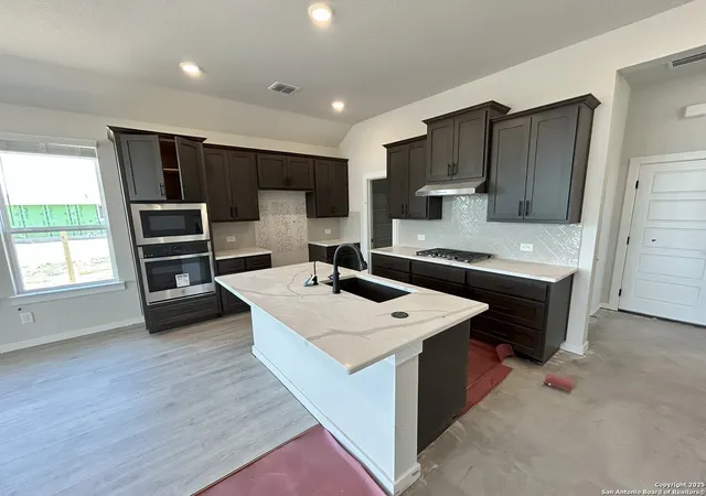 3rd image of 409 Sawtooth Oak, Seguin, TX 78155 | MLS# 1882901
