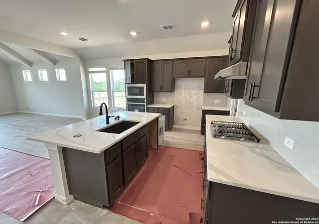 4th image of 409 Sawtooth Oak, Seguin, TX 78155 | MLS# 1882901