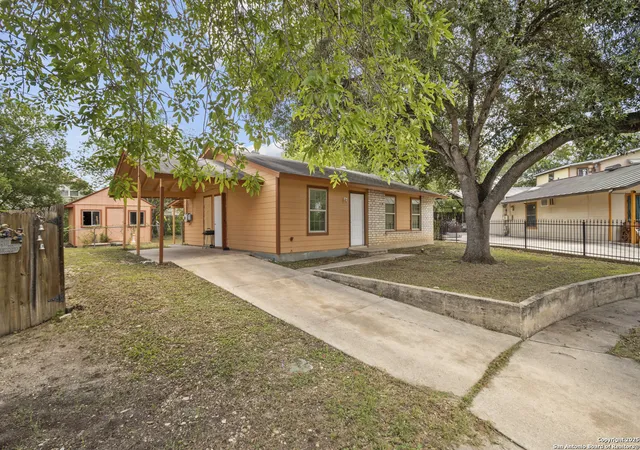 Photo 3 of Single family home for sale at 5107 Little Creek, San Antonio, TX 78242 | MLS# 1882926 | Listing updated on 2025-10-19