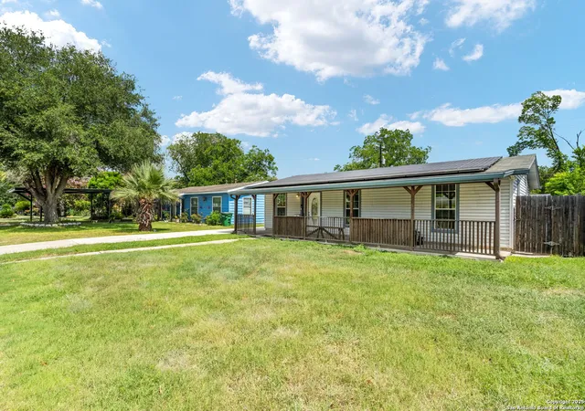 Photo 3 of Sale Pending at 171 Gayle Ave, San Antonio, TX 78223 | MLS# 1883010 | Listing updated on 2026-03-25