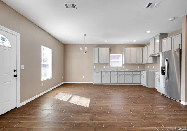 Photo 3 of Single family home for sale at 4423 Buena Vista, San Antonio, TX 78237 | MLS# 1883046 | Listing updated on 2025-10-21