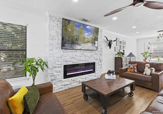 2nd image of 13423 Forum, Universal City, TX 78148 | MLS# 1883094