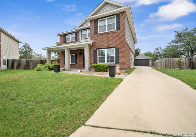 Photo 3 of Single family home for sale at 4443 Canary Bnd, San Antonio, TX 78222 | MLS# 1883173 | Listing updated on 2026-07-30