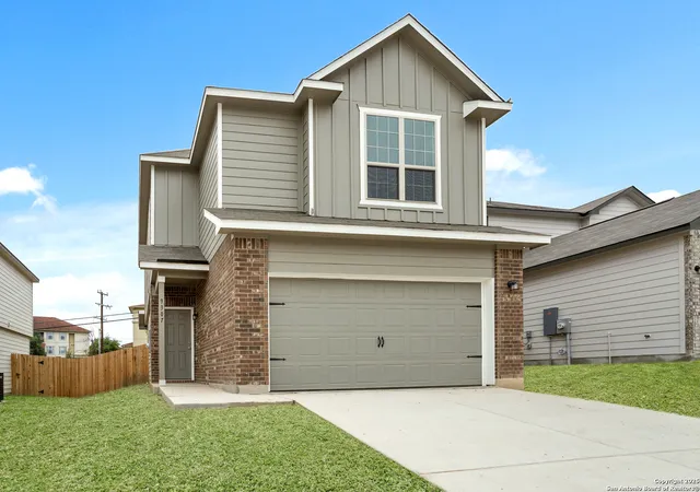Photo 2 of Single family home for sale at 9307 Graze Land Dr, San Antonio, TX 78211 | MLS# 1883342 | Listing updated on 2026-04-28