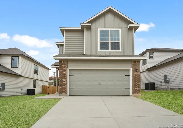 Photo 1 of Single family home for sale at 9307 Graze Land Dr, San Antonio, TX 78211 | MLS# 1883342 | Listing updated on 2026-04-28