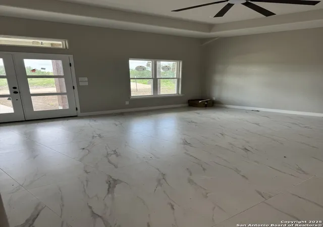 Photo 4 of Single family home for sale at 61 Friendship Hills, Uvalde, TX 78801 | MLS# 1883363 | Listing updated on 2025-11-10