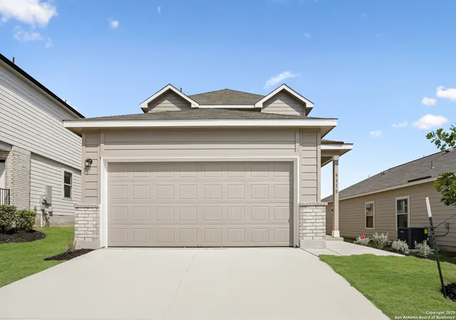 Photo 2 of Sale Pending at 9310 Graze Land Dr, San Antonio, TX 78211 | MLS# 1883369 | Listing updated on 2025-10-23