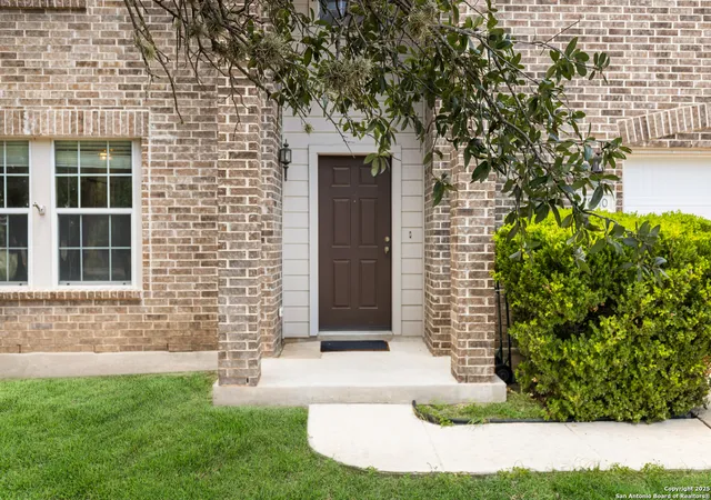 Photo 2 of Sale Pending at 8410 Braun Path, San Antonio, TX 78254 | MLS# 1883405 | Listing updated on 2025-09-12