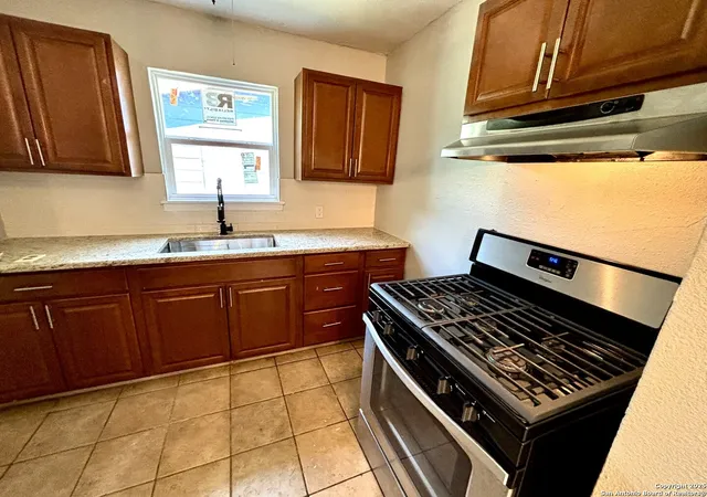 3rd image of 4822 Hemphill, San Antonio, TX 78228 | MLS# 1883424