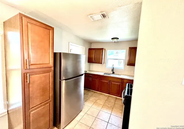 4th image of 4822 Hemphill, San Antonio, TX 78228 | MLS# 1883424