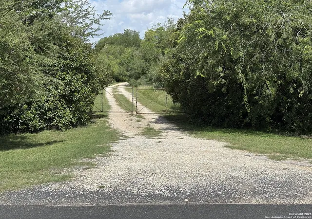 4th image of 1245 Stuart, Adkins, TX 78101 | MLS# 1883487