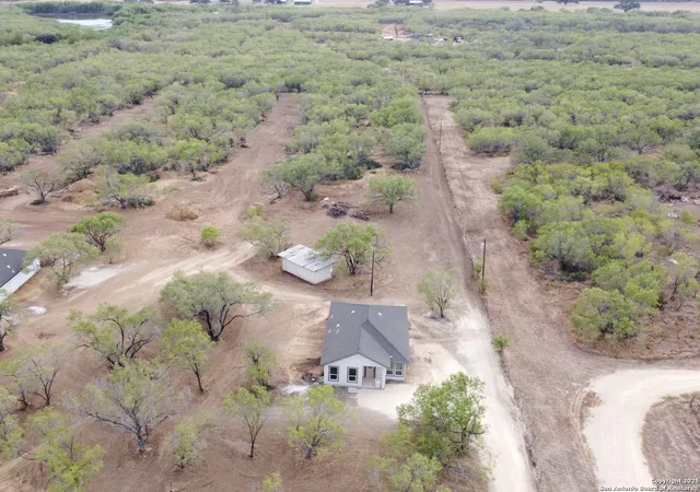 Photo 3 of Single family home for sale at 1400 Corgey Rd, Pleasanton, TX 78064 | MLS# 1883502 | Listing updated on 2026-02-07
