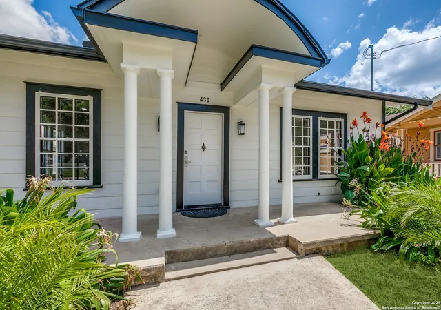 26th image of 430 E Mulberry Ave, San Antonio, TX 78212 | MLS# 1883559