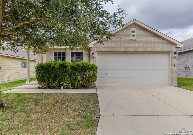 Photo 1 of Sale Pending at 3722 Crimson Star, San Antonio, TX 78261 | MLS# 1883578 | Listing updated on 2025-12-06