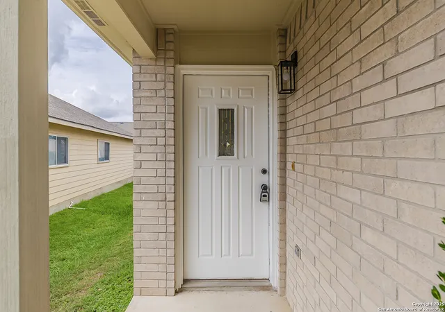 Photo 3 of Sale Pending at 3722 Crimson Star, San Antonio, TX 78261 | MLS# 1883578 | Listing updated on 2025-12-06