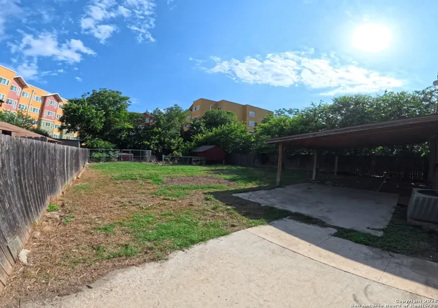 Photo 4 of Single family home for sale at 126 Hosack, San Antonio, TX 78211 | MLS# 1883601 | Listing updated on 2025-09-09