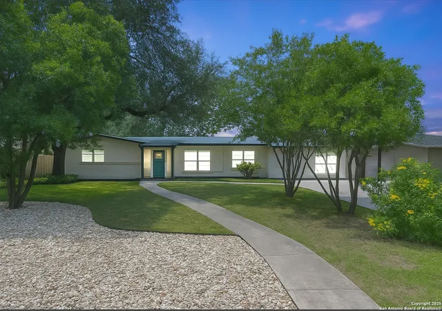 Photo 3 of Sale Pending at 602 Antler, San Antonio, TX 78213 | MLS# 1883663 | Listing updated on 2025-10-31