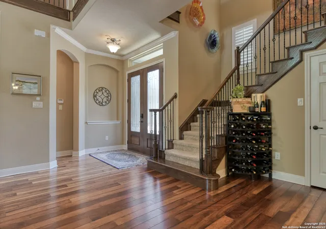 Photo 3 of Sale Pending at 2727 Wonderview, San Antonio, TX 78230 | MLS# 1883675 | Listing updated on 2025-10-28