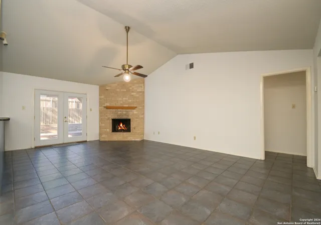 Photo 3 of Sale Pending at 6619 Honey Hl, San Antonio, TX 78229 | MLS# 1883716 | Listing updated on 2025-12-24
