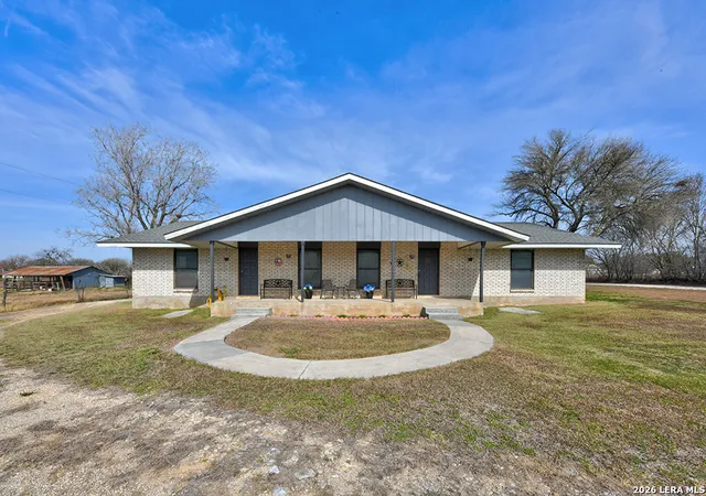 2nd image of 200 Brisco, Marion, TX 78124 | MLS# 1883725
