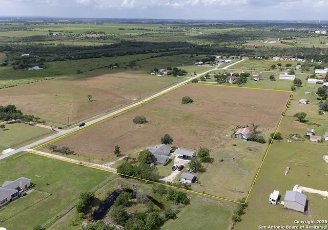 5th image of 200 Brisco, Marion, TX 78124 | MLS# 1883725